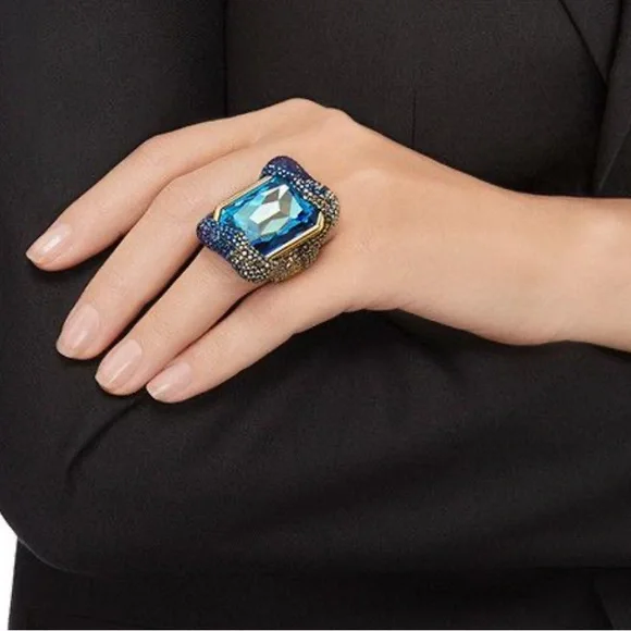 Huge Statement Ring. Blue and Gold Statement Ring 7 like NEW!! XL Cocktail Ring. - Picture 5 of 15